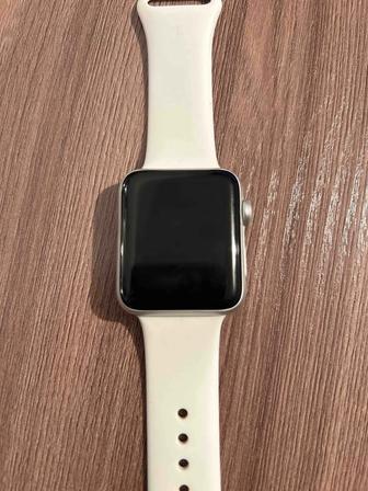 Продам Apple Watch 3 series