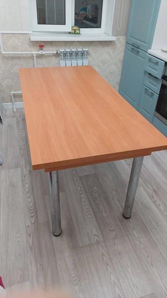 Продам стол