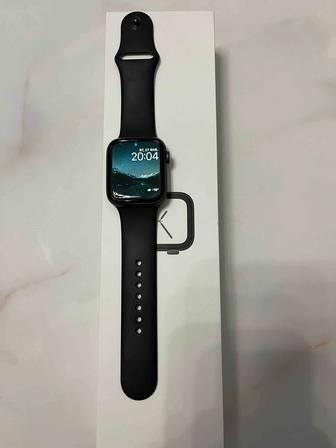 Apple Watch 4 44mm Space Gray Aluminum Black Sport Band