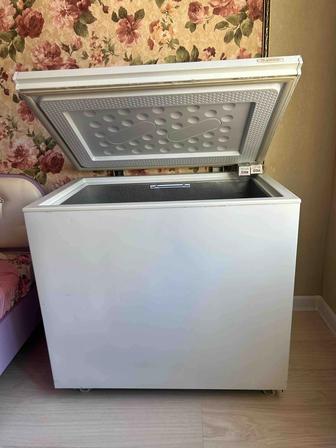Продам морозильник