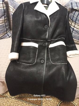 Продам пальто р-р 46.