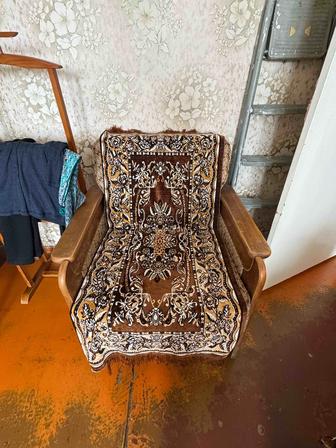 Кресла 2 штуки срочно