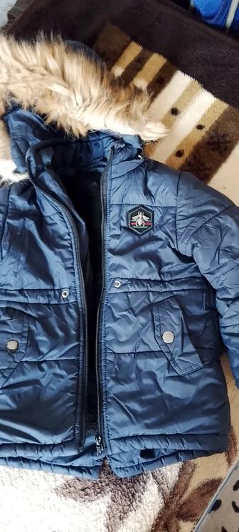 Куртку продам