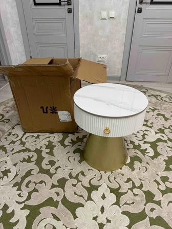 Круглый столик