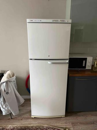 Продается холодильник Bosch