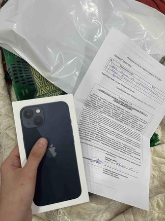 Продам Смартфон Apple iPhone 13 128Gb черный