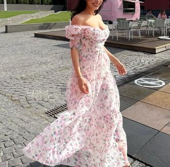 Нежное, воздушное платье