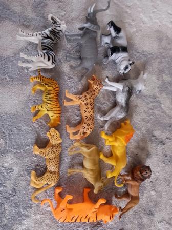 Игрушки фигурки животных