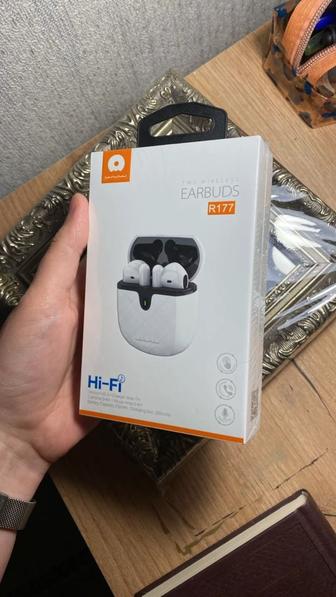 Продам наушники новые