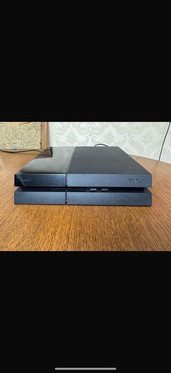 Плейстейшн 4