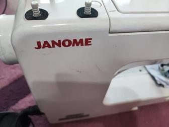 Швейная машина