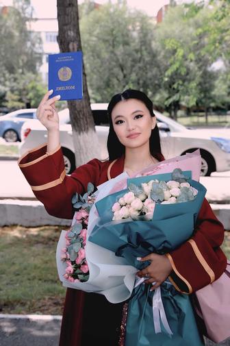 Воспитатель