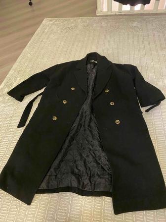 Продается пальто в хорошем состоянии