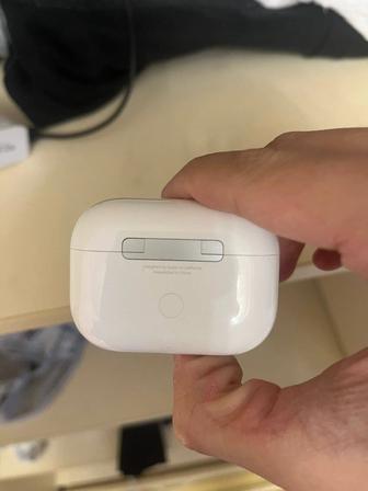 Продам оригинал кейс от Airpods pro 2