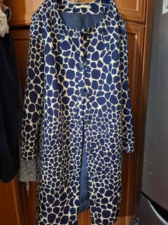 Плащ,пальто, тренч