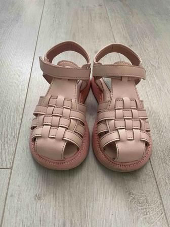 Сандали для девочек