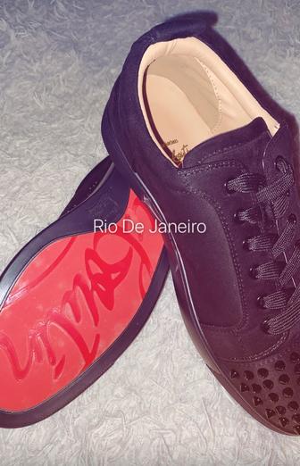 Кеды с шипами Лабутен