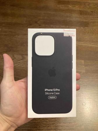 Чехол Apple Silicone Case 13 Pro