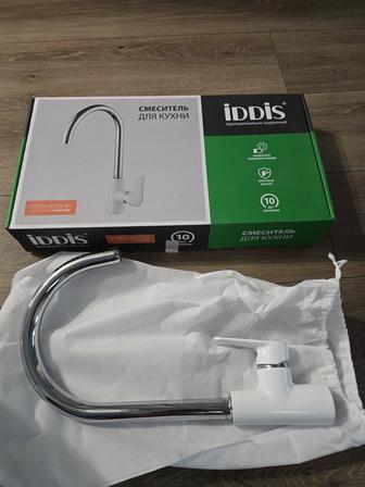 Продам смесители Iddis