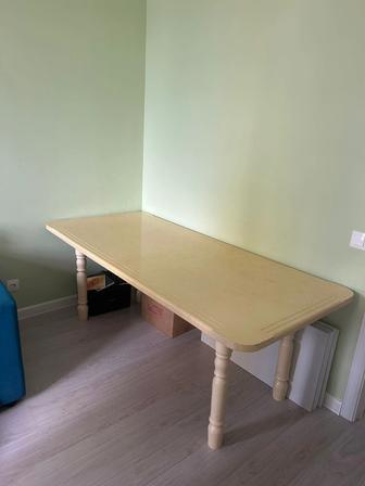 Продам б/у стол