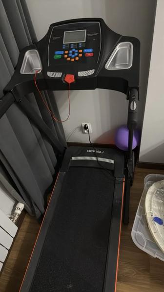 Продам беговую дорожку