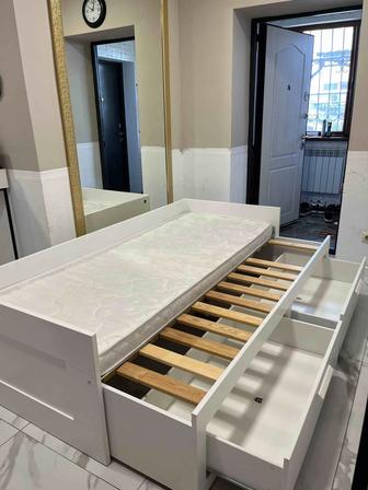 Кровать IKEA Brimnes с ящиками, 160х200см, оригинал