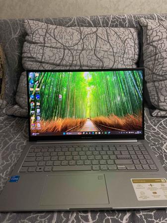 Продам Ноут ASUS OLED экран Срочно за 170