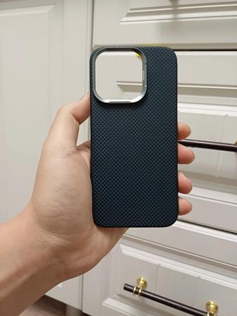 Оригинал чехол для iPhone 15 Pro