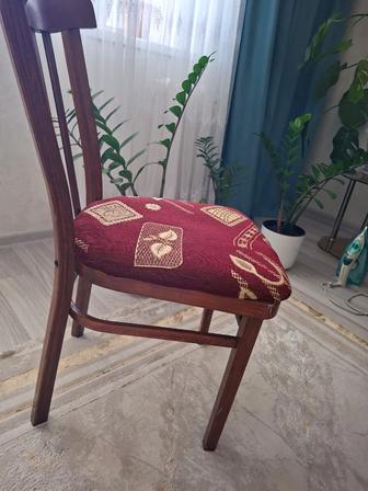 Стулья
