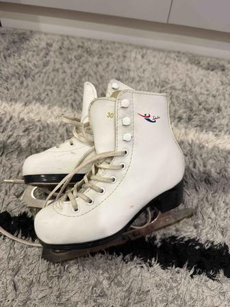 Фигурные коньки