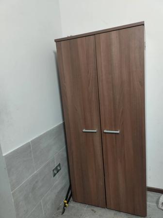 Продам Срочно шкаф для одежды