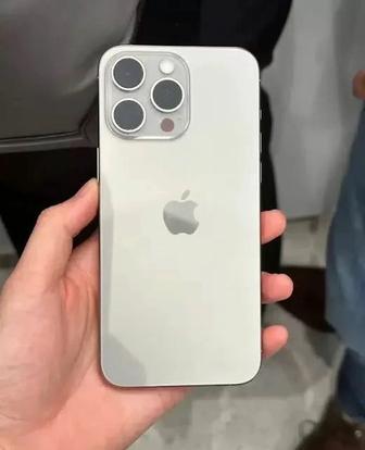 iPhone 15 Pro, цвет титан, 256 ГБ