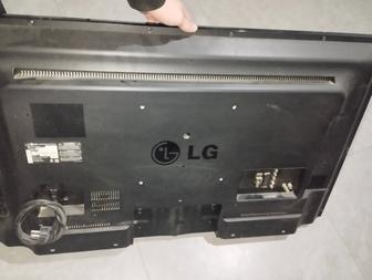 Продам не рабочий телевизор