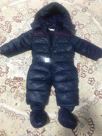 Зимний комбинезон для малышей