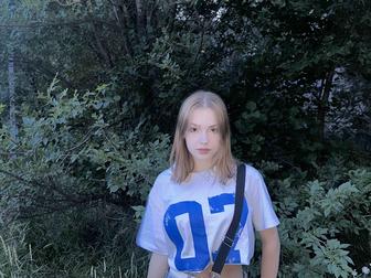 Официант / официантка