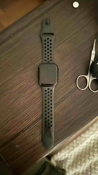 Apple Watch  7 (GPS)