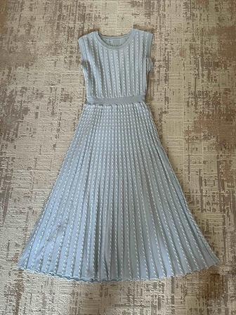 Женское платье