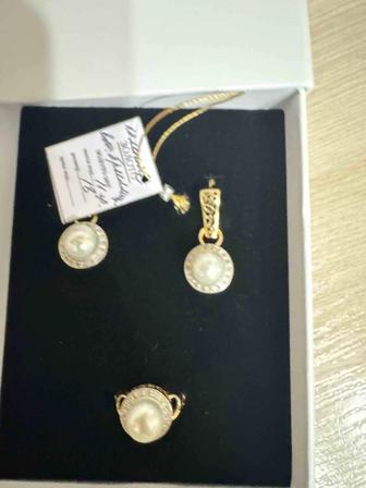 Продам золотые украшения