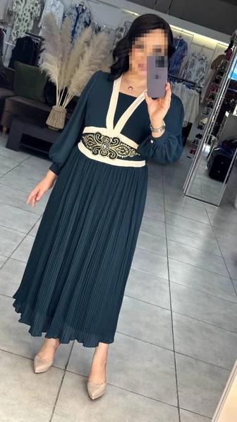 Шикарное, воздушное очень красивое платье