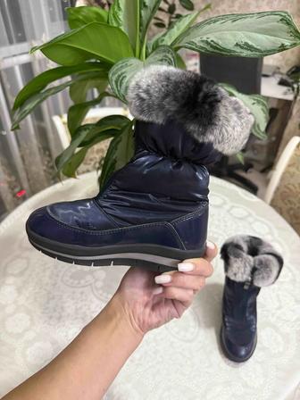 Продам ботинки Jog Dog оригинал
