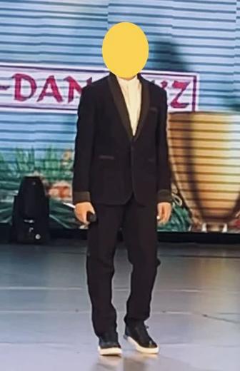 Продам костюм