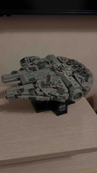 Конструктор Milennium Falcon