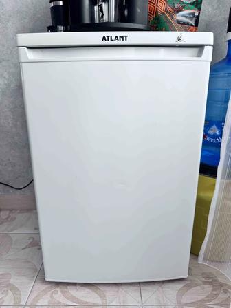 Продаю морозильную камеру