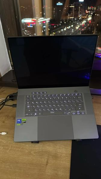 ASUS ROG Zephyrus G16