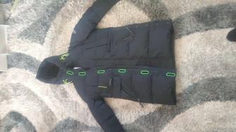 Продам зимнюю куртку