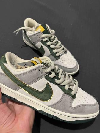 Nike dunk low