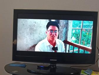 Продам телевизор