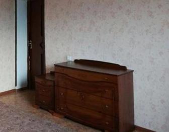 Продам Спальный гарнитур из дерева, в хорошем состоянии