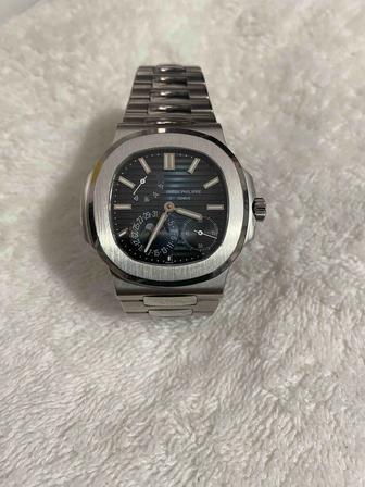 Наручные часы Patek phillipe nautilius 5712