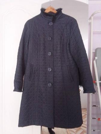 Продам пальто женское демисезоннее
